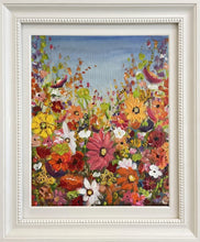 Load image into Gallery viewer, Spotted Flowers and Bees