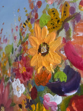 Load image into Gallery viewer, Spotted Flowers and Bees