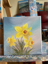 Load image into Gallery viewer, Daffodil 2