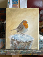Load image into Gallery viewer, Robin on Tree Stump